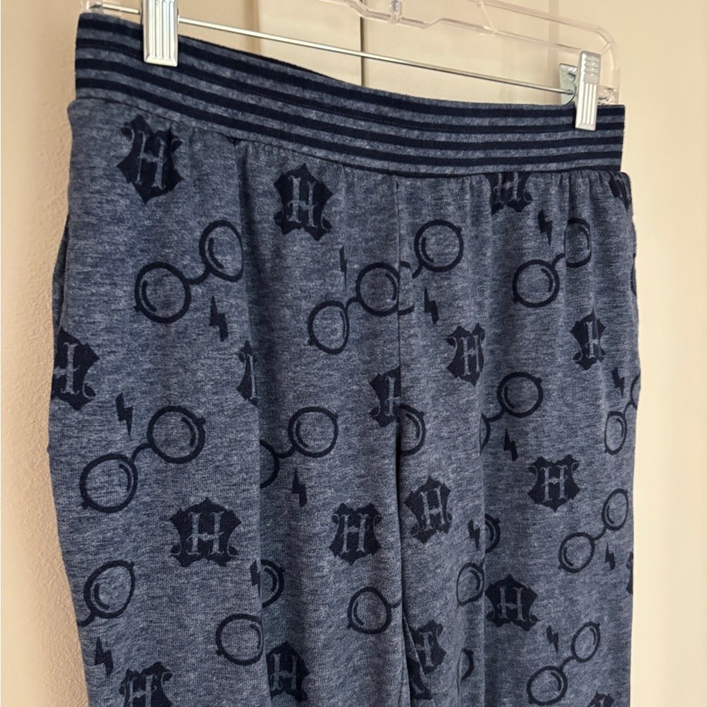 Harry Potter Loungewear Set, Long Sleeve Crewneck and Sweatpants, Adult Small - Picture 11 of 15